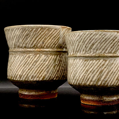Tatsuzo Shimaoka (Living National Treasure) 1961 15th Anniversary Work "Roar of a New Star" Jomon Inlay Pair of Teacups, Sake Set, Rock Glasses (2-piece set) #253