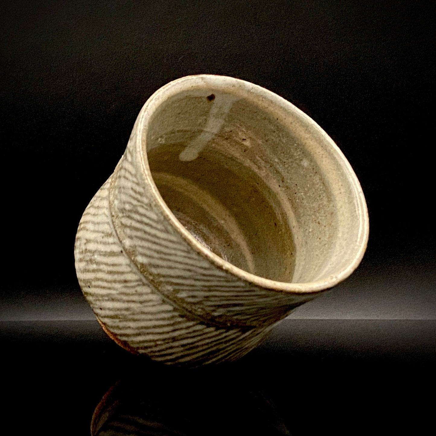 Tatsuzo Shimaoka (Living National Treasure) 1961 15th Anniversary Work "Roar of a New Star" Jomon Inlay Pair of Teacups, Sake Set, Rock Glasses (2-piece set) #253