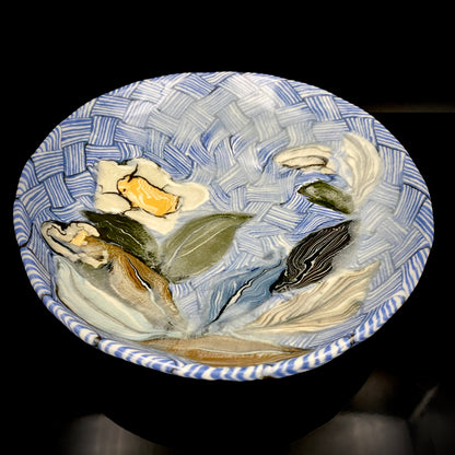 Hiroshima Prefecture Important Intangible Cultural Property Holder, Yasuhide Uchida, Mature Later Period, 1984 Masterpiece, Lost Legendary Technique "Hyori-Kantsu Nishiki-Neriage-de", White Camellia Design Tall-Footed Dish #258