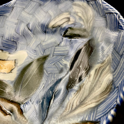 Hiroshima Prefecture Important Intangible Cultural Property Holder, Yasuhide Uchida, Mature Later Period, 1984 Masterpiece, Lost Legendary Technique "Hyori-Kantsu Nishiki-Neriage-de", White Camellia Design Tall-Footed Dish #258