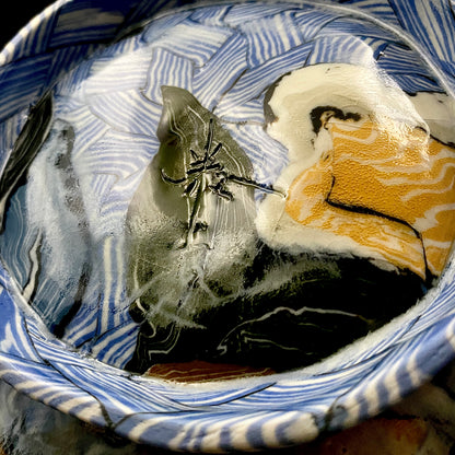 Hiroshima Prefecture Important Intangible Cultural Property Holder, Yasuhide Uchida, Mature Later Period, 1984 Masterpiece, Lost Legendary Technique "Hyori-Kantsu Nishiki-Neriage-de", White Camellia Design Tall-Footed Dish #258