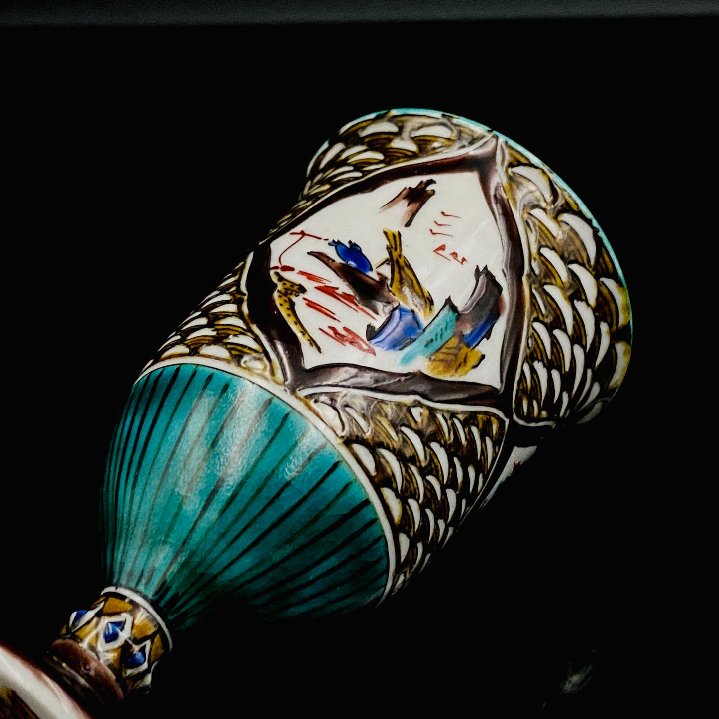 日本伝統工芸展受賞作家 松浦 慎弥 作 色絵割取馬上杯 風景鷹鳥鎮座人物文 馬上杯 馬上盃 ジャパニーズコウゲイ テイスティンググラス #244