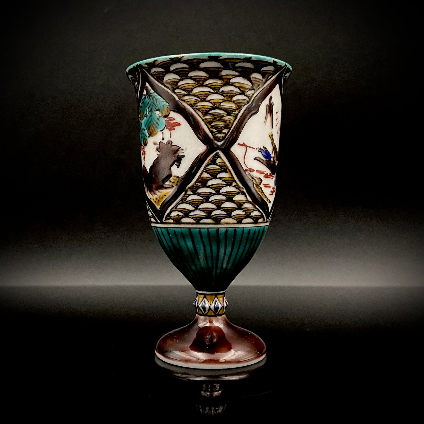 日本伝統工芸展受賞作家 松浦 慎弥 作 色絵割取馬上杯 風景鷹鳥鎮座人物文 馬上杯 馬上盃 ジャパニーズコウゲイ テイスティンググラス #244