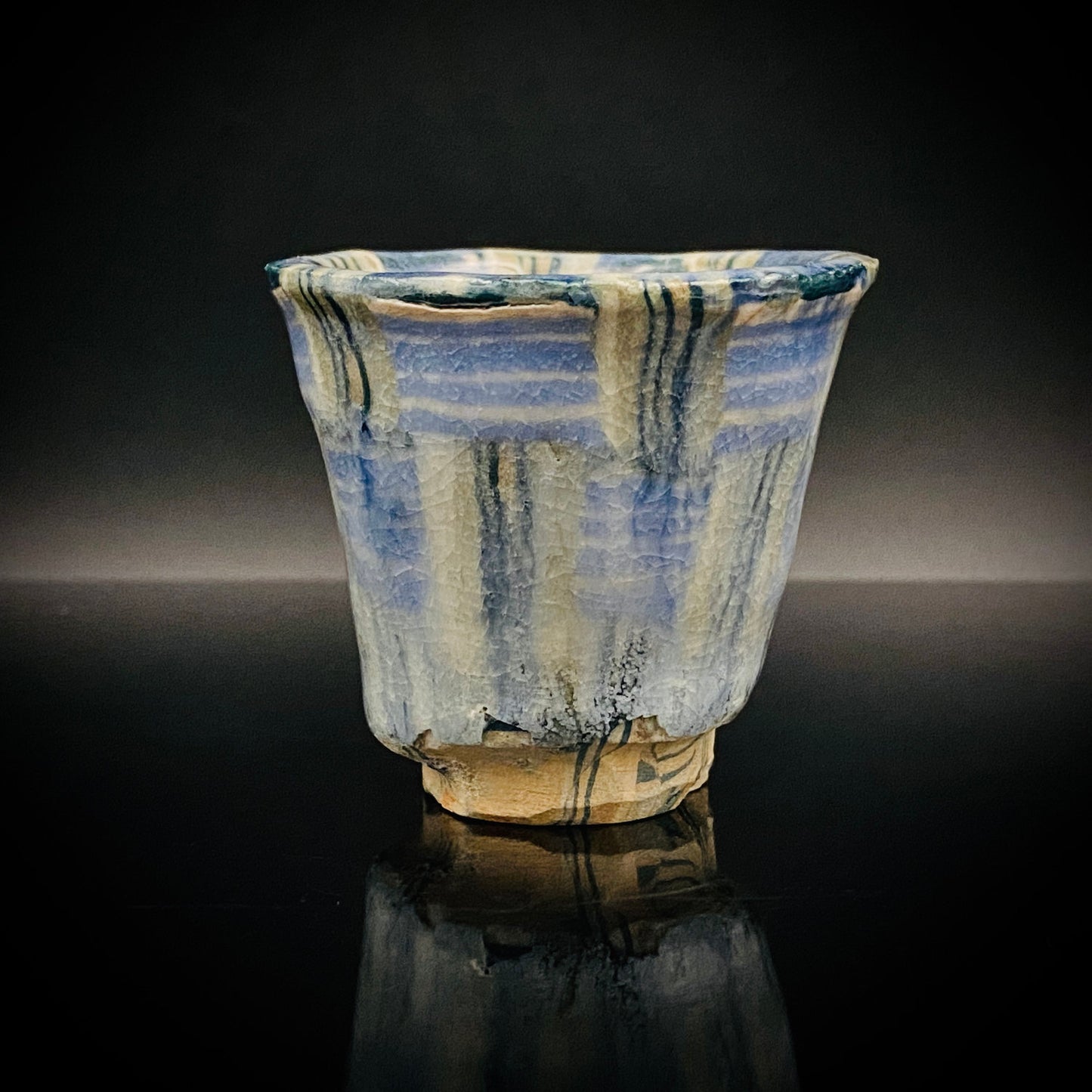 広島県重要無形文化財 内田 泰秀、1971年 作陶、失われた幻の技法「表裏貫通錦練上手」ぐいのみ、ショットグラス #255