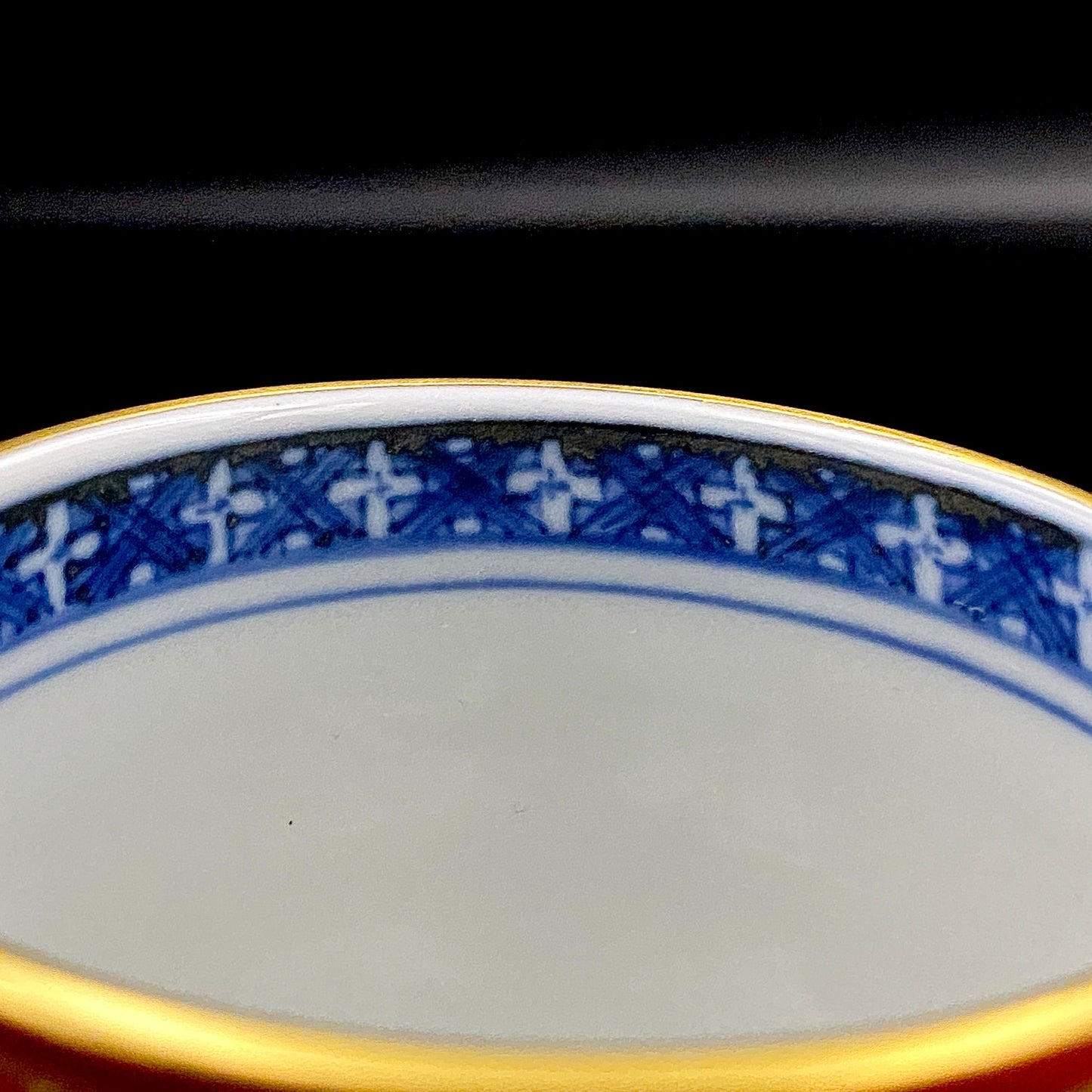 皇室献上作家 山本 芳岳 特別最上位作 九谷焼 赤地金襴雲龍文 酒器 馬上杯 テイスティンググラス #260