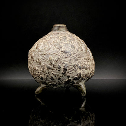 サントリー美術館大賞展入選作家 北川 宏幸 作 焼〆打刻紋三足水滴 洋酒用ウォータードロッパー、ウィスキードロッパー #264