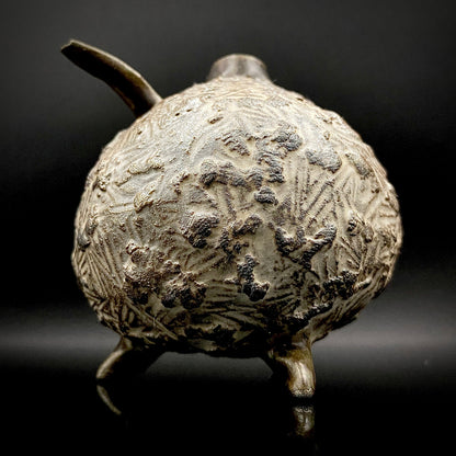 サントリー美術館大賞展入選作家 北川 宏幸 作 焼〆打刻紋三足水滴 洋酒用ウォータードロッパー、ウィスキードロッパー #264