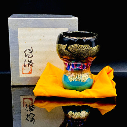Permanent Collection Artist of the National Crafts Museum, etc., Denji Takeuchi, Hand-Blown Glass Sake Cup with Gold and Color Inclusions, Premium Shot Glass #259