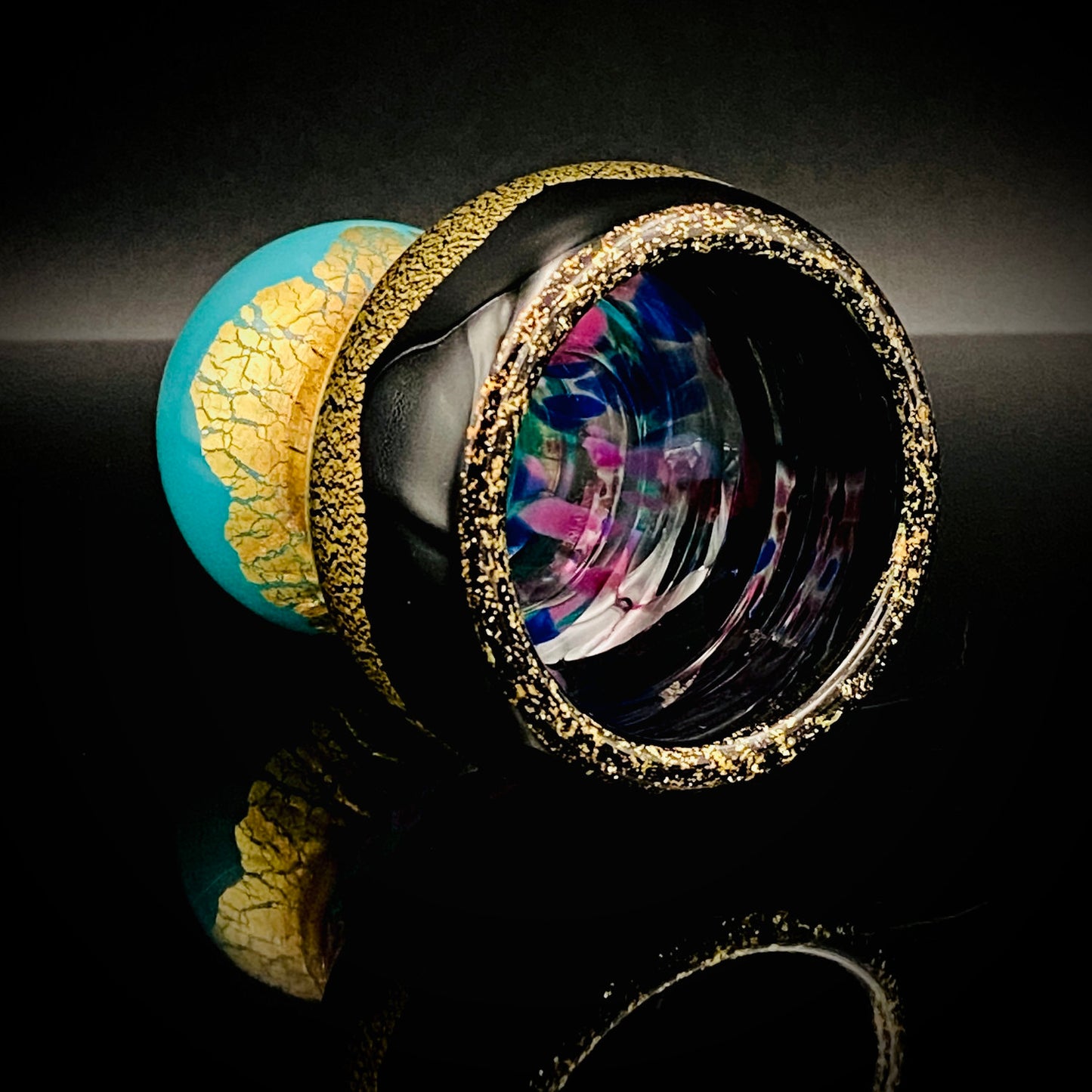 Permanent Collection Artist of the National Crafts Museum, etc., Denji Takeuchi, Hand-Blown Glass Sake Cup with Gold and Color Inclusions, Premium Shot Glass #259