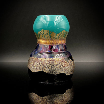 Permanent Collection Artist of the National Crafts Museum, etc., Denji Takeuchi, Hand-Blown Glass Sake Cup with Gold and Color Inclusions, Premium Shot Glass #259