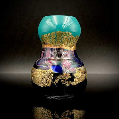 Permanent Collection Artist of the National Crafts Museum, etc., Denji Takeuchi, Hand-Blown Glass Sake Cup with Gold and Color Inclusions, Premium Shot Glass #259
