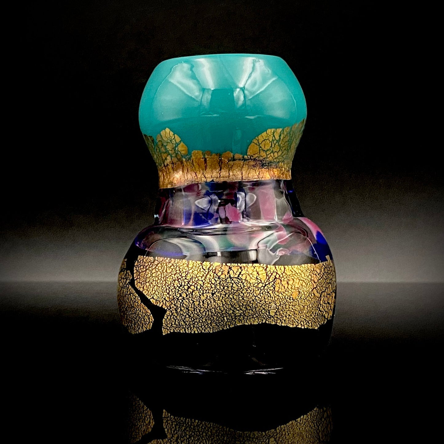 Permanent Collection Artist of the National Crafts Museum, etc., Denji Takeuchi, Hand-Blown Glass Sake Cup with Gold and Color Inclusions, Premium Shot Glass #259