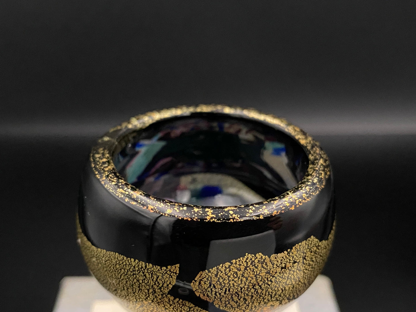 Permanent Collection Artist of the National Crafts Museum, etc., Denji Takeuchi, Hand-Blown Glass Sake Cup with Gold and Color Inclusions, Premium Shot Glass #259