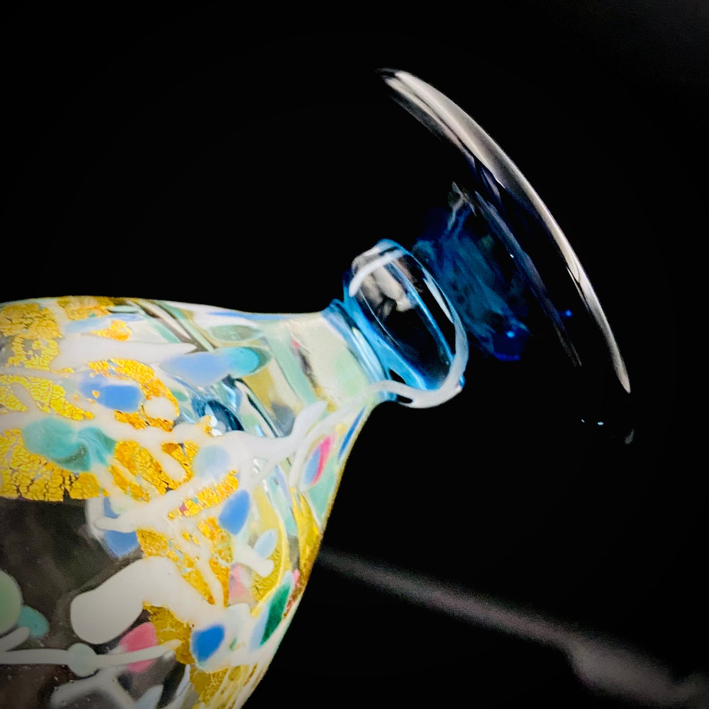 Koji Ishii Handmade Blown Glass Gilded Horseback Sake Cup White Glass Jellyfish #215