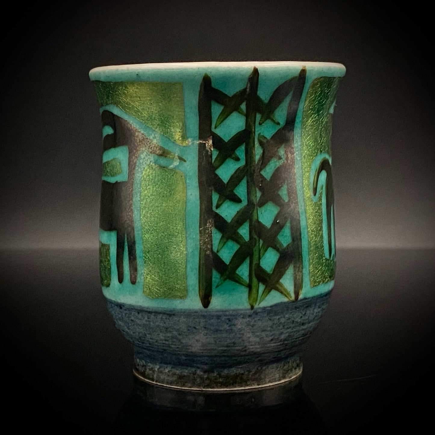 Saichi Matsumoto's Kutani Ware Sake Cup/Shot Glass a product of a recipient of the Japan Fine Arts Exhibition Special Selection and Intangible Cultural Property of Ishikawa Prefecture #241 