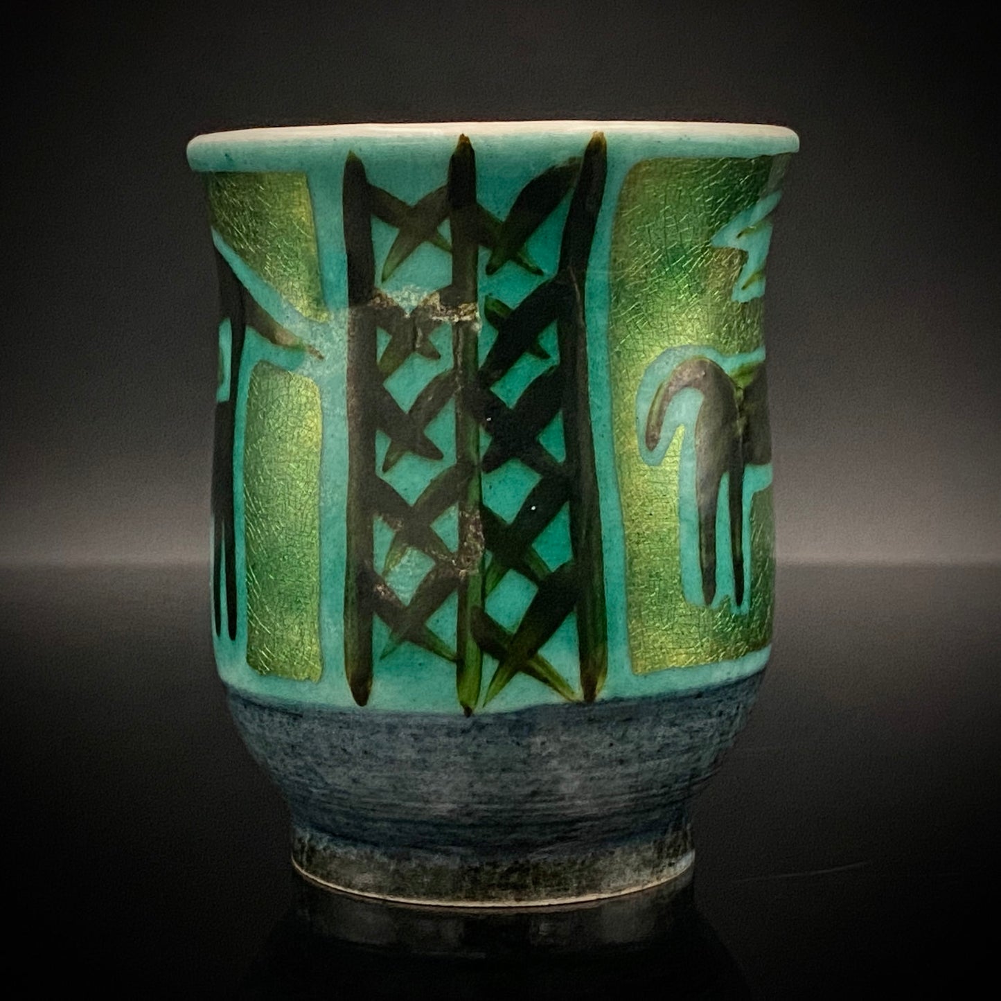Saichi Matsumoto's Kutani Ware Sake Cup/Shot Glass a product of a recipient of the Japan Fine Arts Exhibition Special Selection and Intangible Cultural Property of Ishikawa Prefecture #241 
