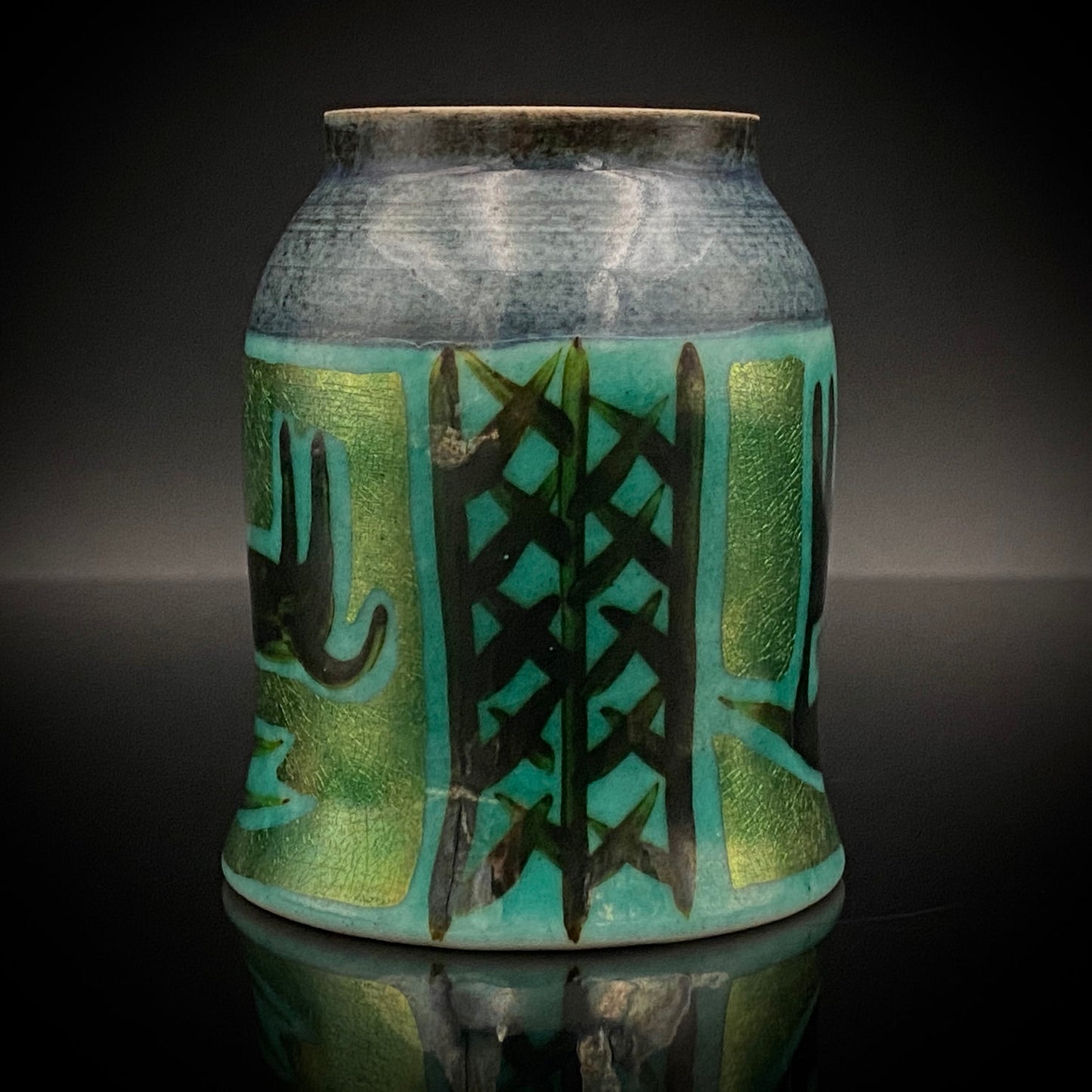 Saichi Matsumoto's Kutani Ware Sake Cup/Shot Glass a product of a recipient of the Japan Fine Arts Exhibition Special Selection and Intangible Cultural Property of Ishikawa Prefecture #241 