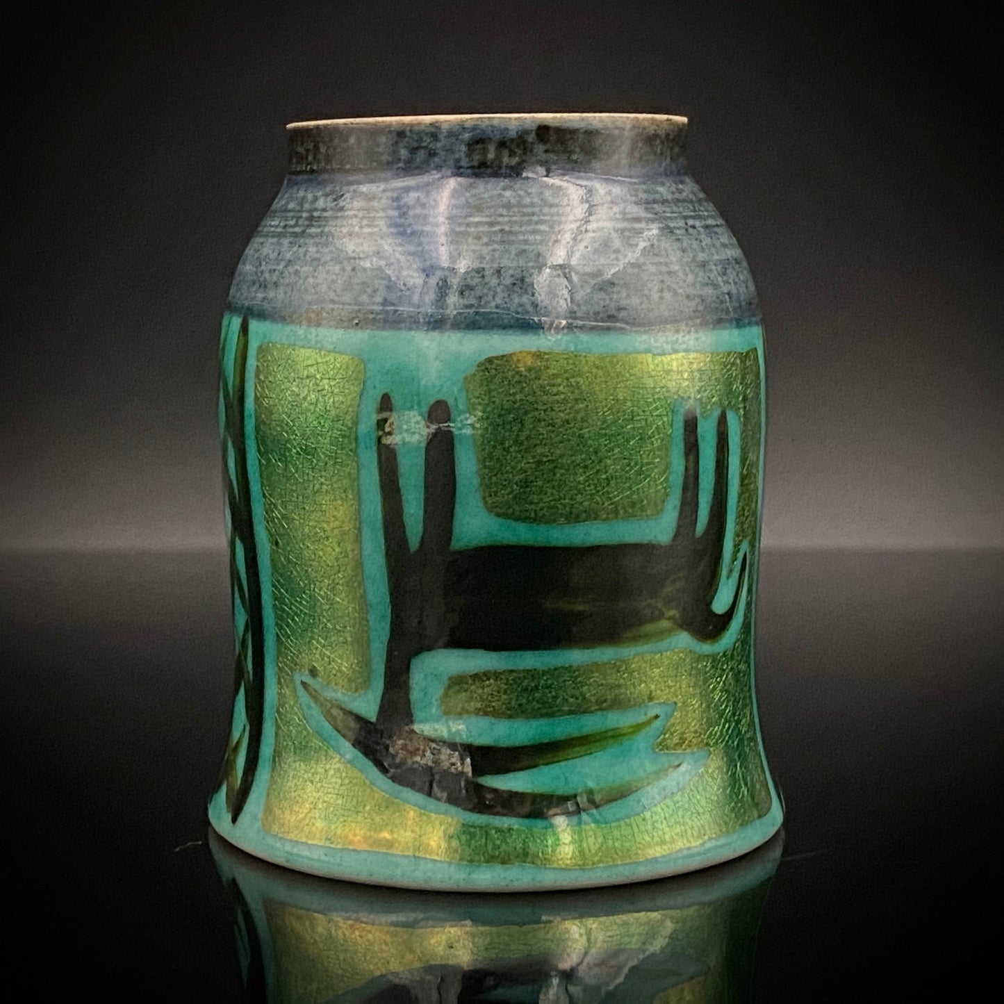 Saichi Matsumoto's Kutani Ware Sake Cup/Shot Glass a product of a recipient of the Japan Fine Arts Exhibition Special Selection and Intangible Cultural Property of Ishikawa Prefecture #241 