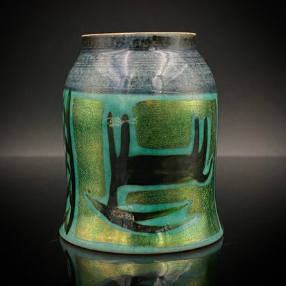 Saichi Matsumoto's Kutani Ware Sake Cup/Shot Glass a product of a recipient of the Japan Fine Arts Exhibition Special Selection and Intangible Cultural Property of Ishikawa Prefecture #241 