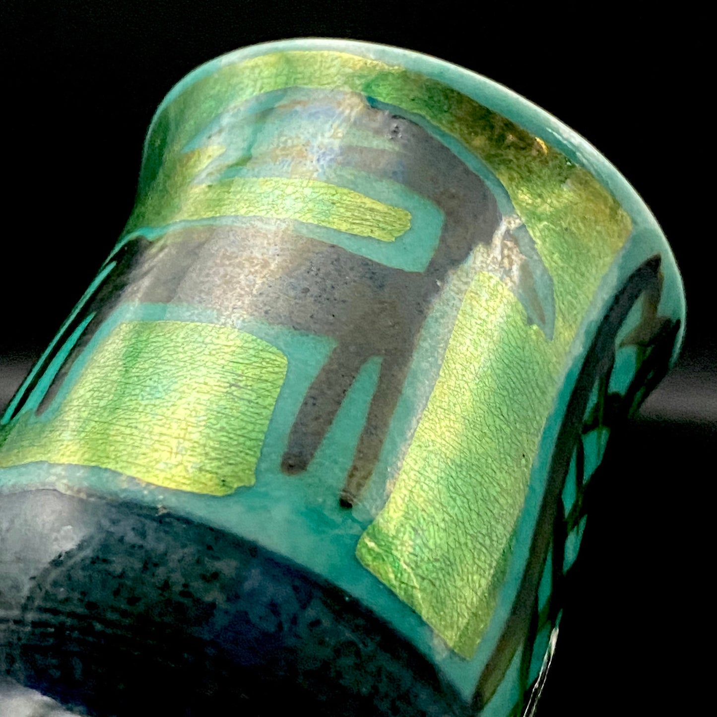 Saichi Matsumoto's Kutani Ware Sake Cup/Shot Glass a product of a recipient of the Japan Fine Arts Exhibition Special Selection and Intangible Cultural Property of Ishikawa Prefecture #241 