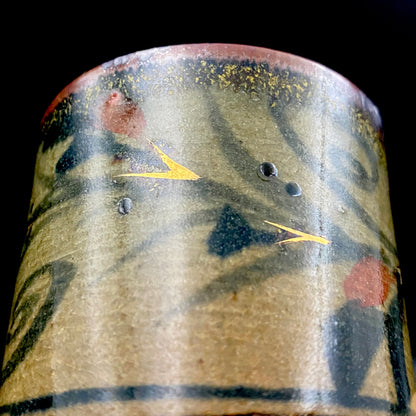 万古陶瓷器竞赛通产大臣奖获奖作家 成田山大阪别院大壶制作窑元 久村俊英作 长岛烧窑元俊英金彩布目三足酒杯 岩石杯 #268