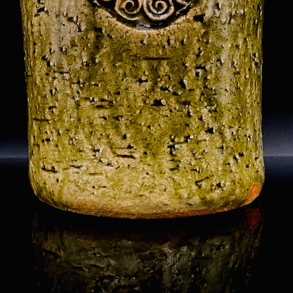Winner of the Gold Prizes at the Prague and Vallauris International Ceramics Exhibitions, Founder of Sodeisha, Osamu Suzuki, "Return to Primitive Art," Bakushu-nomi Beer Mug Rock Glass with Yodo Gallery Ceramic History #271
