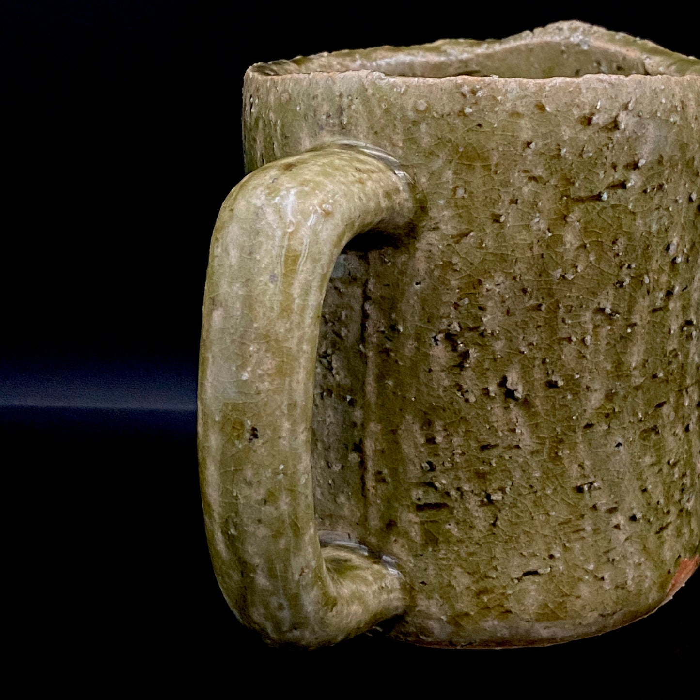 Winner of the Gold Prizes at the Prague and Vallauris International Ceramics Exhibitions, Founder of Sodeisha, Osamu Suzuki, "Return to Primitive Art," Bakushu-nomi Beer Mug Rock Glass with Yodo Gallery Ceramic History #271