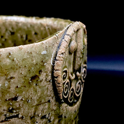 Winner of the Gold Prizes at the Prague and Vallauris International Ceramics Exhibitions, Founder of Sodeisha, Osamu Suzuki, "Return to Primitive Art," Bakushu-nomi Beer Mug Rock Glass with Yodo Gallery Ceramic History #271