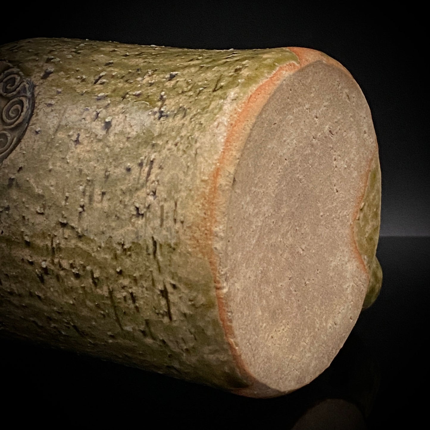 Winner of the Gold Prizes at the Prague and Vallauris International Ceramics Exhibitions, Founder of Sodeisha, Osamu Suzuki, "Return to Primitive Art," Bakushu-nomi Beer Mug Rock Glass with Yodo Gallery Ceramic History #271