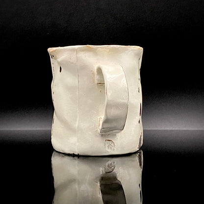 Recipient of the Kyoto Prefecture Order of Cultural Merit, Sodeisha Co-Founder Hikaru Yamada, Kohiki Iron-Painted Dotted Line Pattern Coffee Cup and Saucer, A White Sake Vessel Where the Amber Color of Whiskey Beautifully Reflects #279