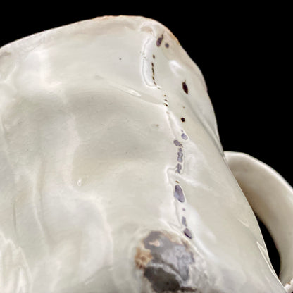 Recipient of the Kyoto Prefecture Order of Cultural Merit, Sodeisha Co-Founder Hikaru Yamada, Kohiki Iron-Painted Dotted Line Pattern Coffee Cup and Saucer, A White Sake Vessel Where the Amber Color of Whiskey Beautifully Reflects #279