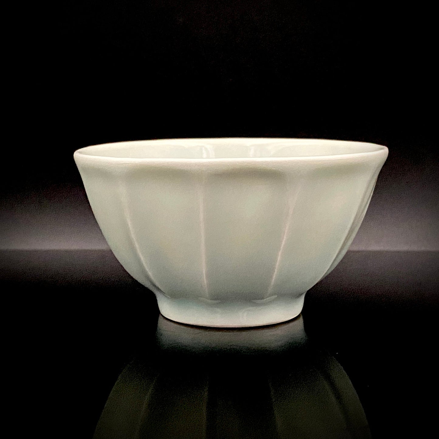 Miyanaga Rikichi, Yanagihara Mutsuo, Morino Taimei - Sodeisha Special Selection Part 1 "Sanpai" A Phantom Collaboration of Avant-Garde Ceramic Masters Defying the Limits of Miniature Vessels, 3-Piece Set Including a Rare Hand-Blown Glass Sake Cup) #16