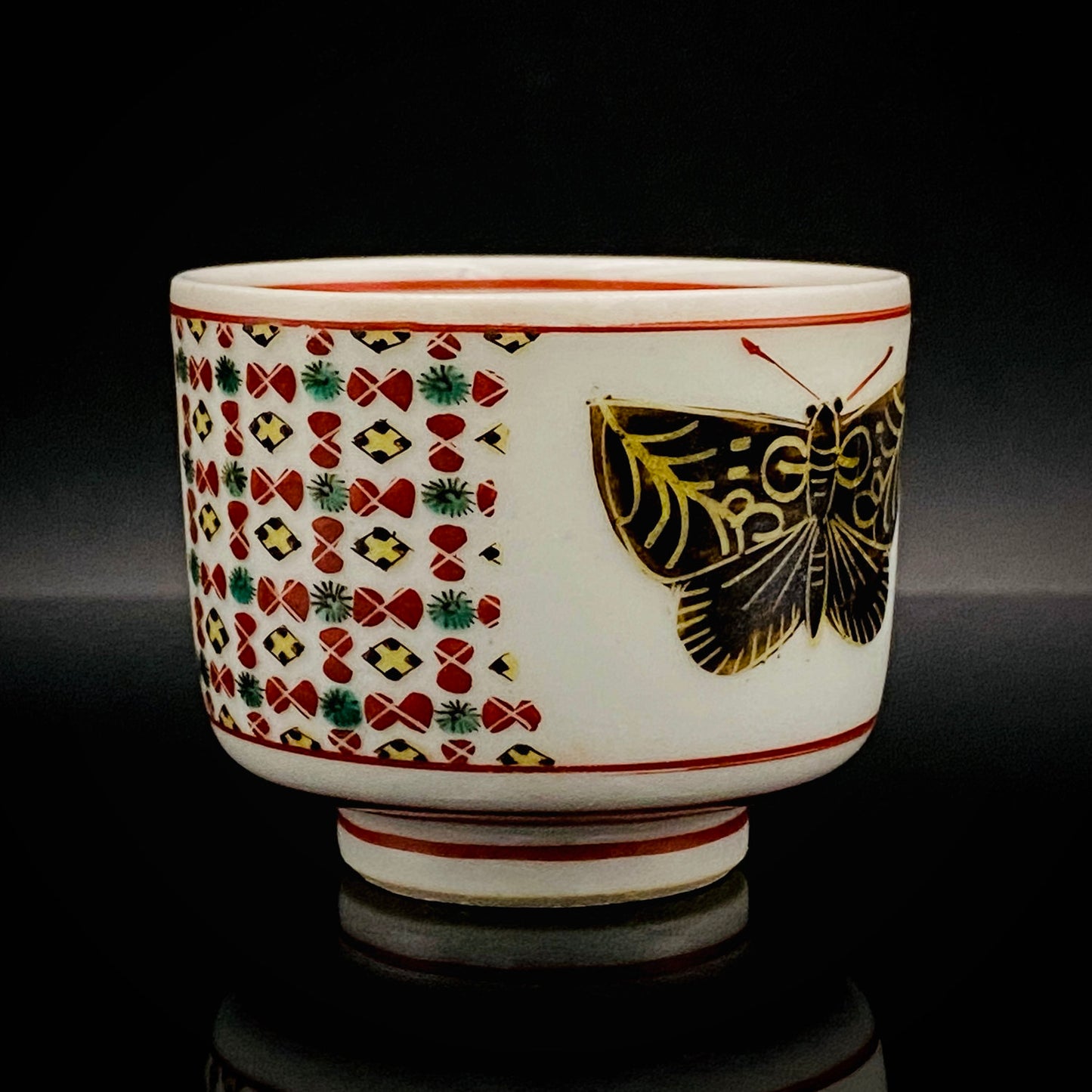 Tojiro Kitade, Councillor of the Nitten Exhibition and First Professor at Kanazawa College of Art: Polychrome Enamel and Gold Geometric Pattern Butterfly Design, A Pinnacle of Contemporary Kutani Ware Two-Piece Set #304