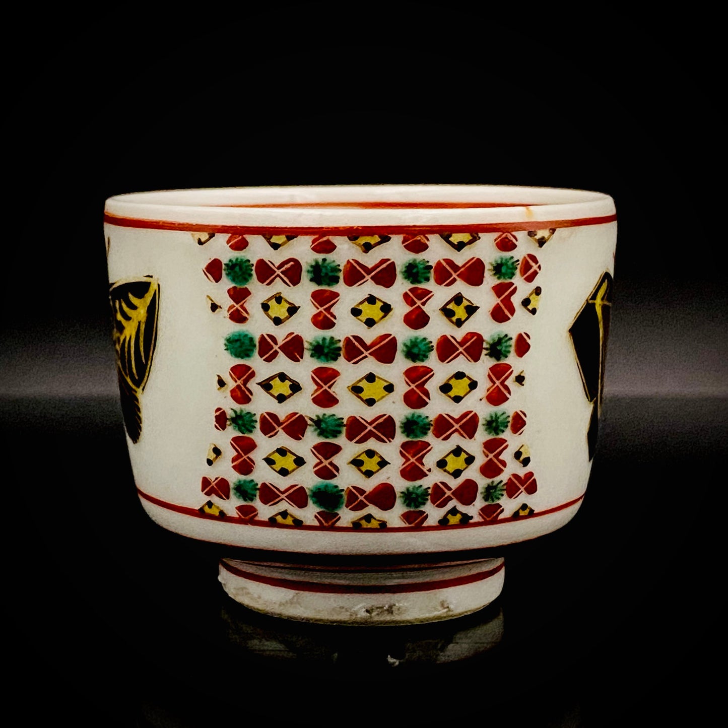 Tojiro Kitade, Councillor of the Nitten Exhibition and First Professor at Kanazawa College of Art: Polychrome Enamel and Gold Geometric Pattern Butterfly Design, A Pinnacle of Contemporary Kutani Ware Two-Piece Set #304