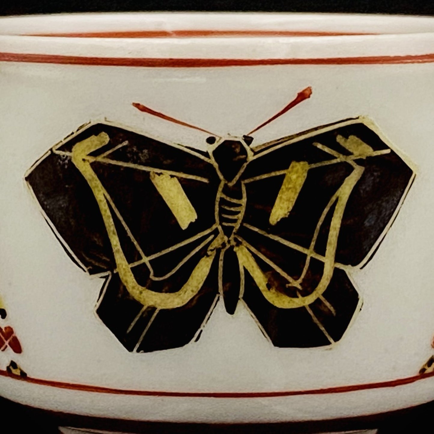 Tojiro Kitade, Councillor of the Nitten Exhibition and First Professor at Kanazawa College of Art: Polychrome Enamel and Gold Geometric Pattern Butterfly Design, A Pinnacle of Contemporary Kutani Ware Two-Piece Set #304