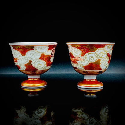 九谷烧加贺大圣寺赤绘细描名家 谷秋溪（Tani Shukei）、作品 描金九谷赤绘细描云龙纹酒杯 两客 竹内吟秋门下之真传 极细一笔勾勒 云龙纹 日本陶瓷艺术史之至宝 #308