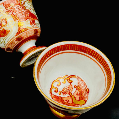 九谷烧加贺大圣寺赤绘细描名家 谷秋溪（Tani Shukei）、作品 描金九谷赤绘细描云龙纹酒杯 两客 竹内吟秋门下之真传 极细一笔勾勒 云龙纹 日本陶瓷艺术史之至宝 #308