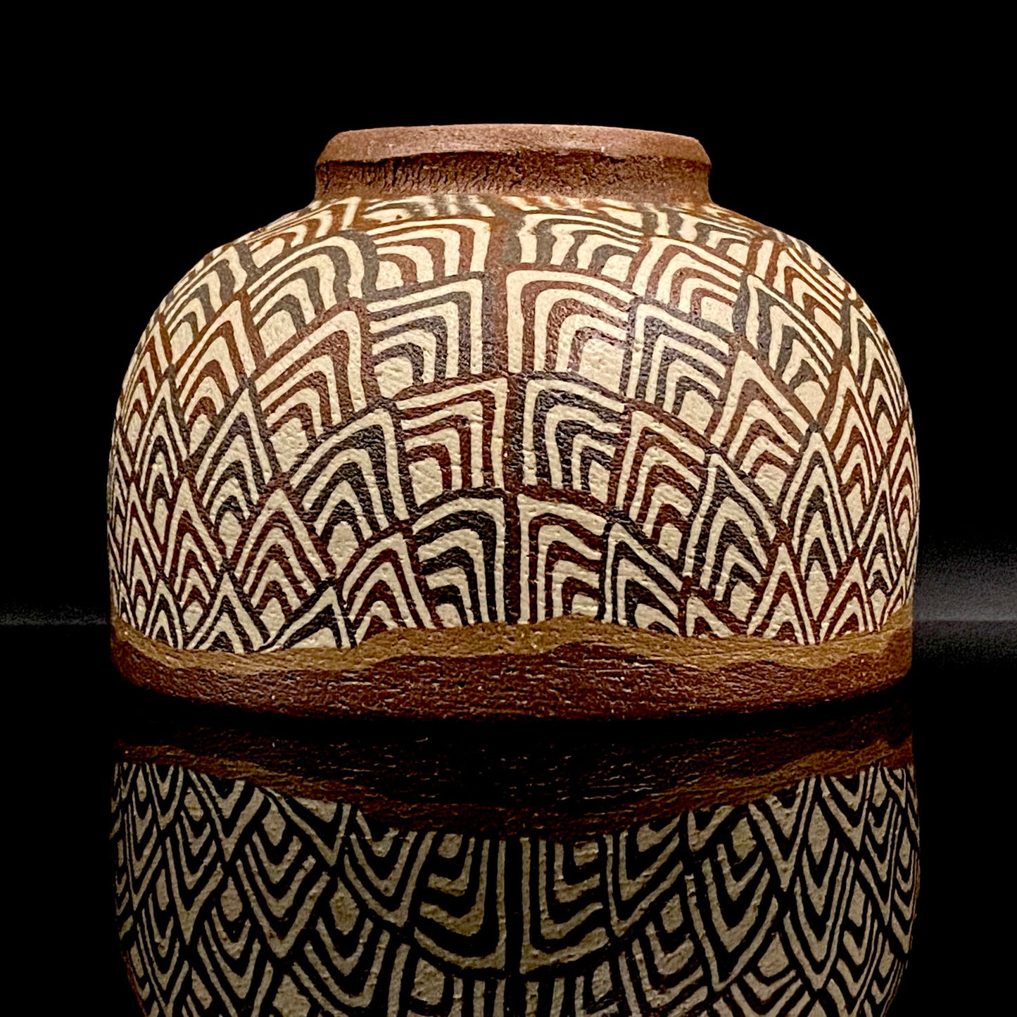 日本美展评议员 日本现代工艺美术家协会副理事长 加藤 釥（Kato Sho）作品 现代工艺最高峰作品 泥彩加饰 线刻镶嵌 茶碗 威士忌杯 #306