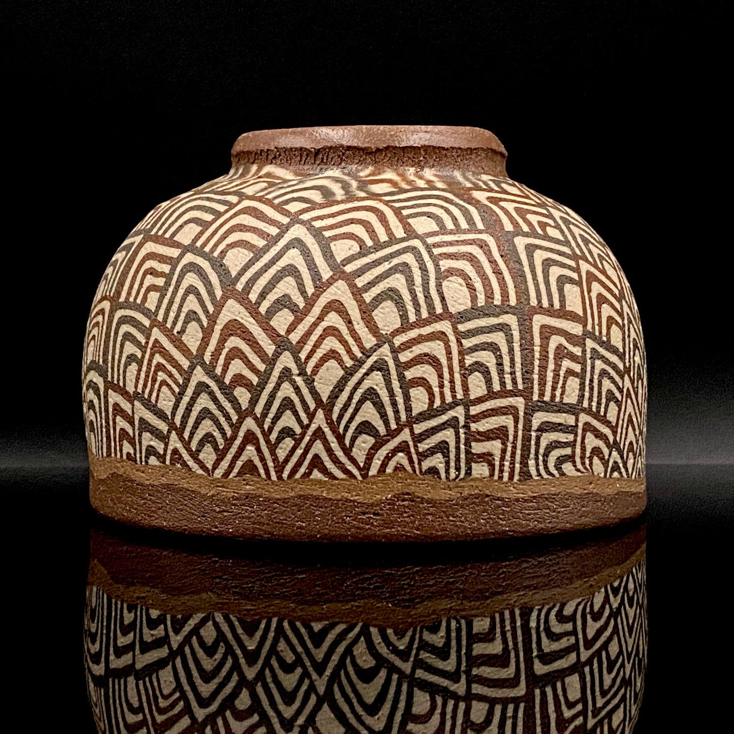 日本美展评议员 日本现代工艺美术家协会副理事长 加藤 釥（Kato Sho）作品 现代工艺最高峰作品 泥彩加饰 线刻镶嵌 茶碗 威士忌杯 #306