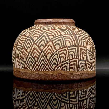 日本美展评议员 日本现代工艺美术家协会副理事长 加藤 釥（Kato Sho）作品 现代工艺最高峰作品 泥彩加饰 线刻镶嵌 茶碗 威士忌杯 #306