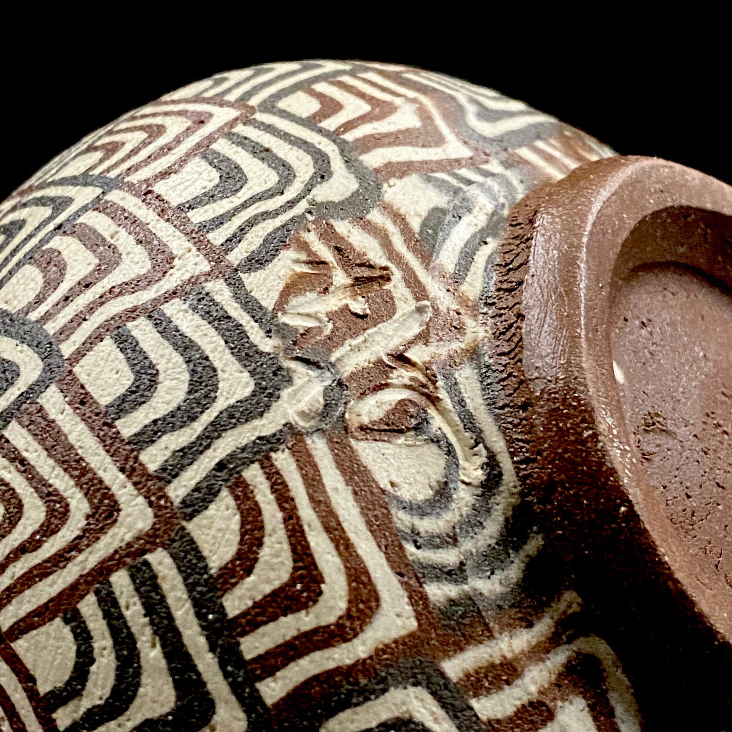 日本美展评议员 日本现代工艺美术家协会副理事长 加藤 釥（Kato Sho）作品 现代工艺最高峰作品 泥彩加饰 线刻镶嵌 茶碗 威士忌杯 #306