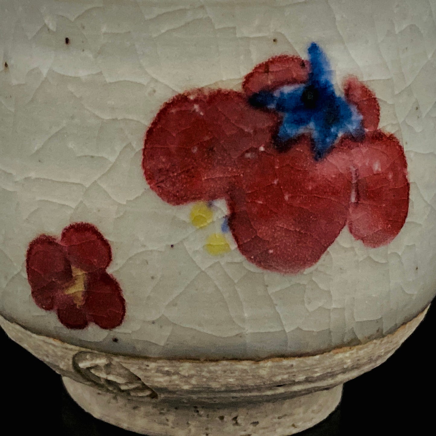 兼具油画与陶艺双璧之不世出的跨界巨匠 盐原文二（Shiohara Bunji） 最晚年遗作 九谷烧 红梅图 咕噜杯（酒杯） 饮酒小杯 #293