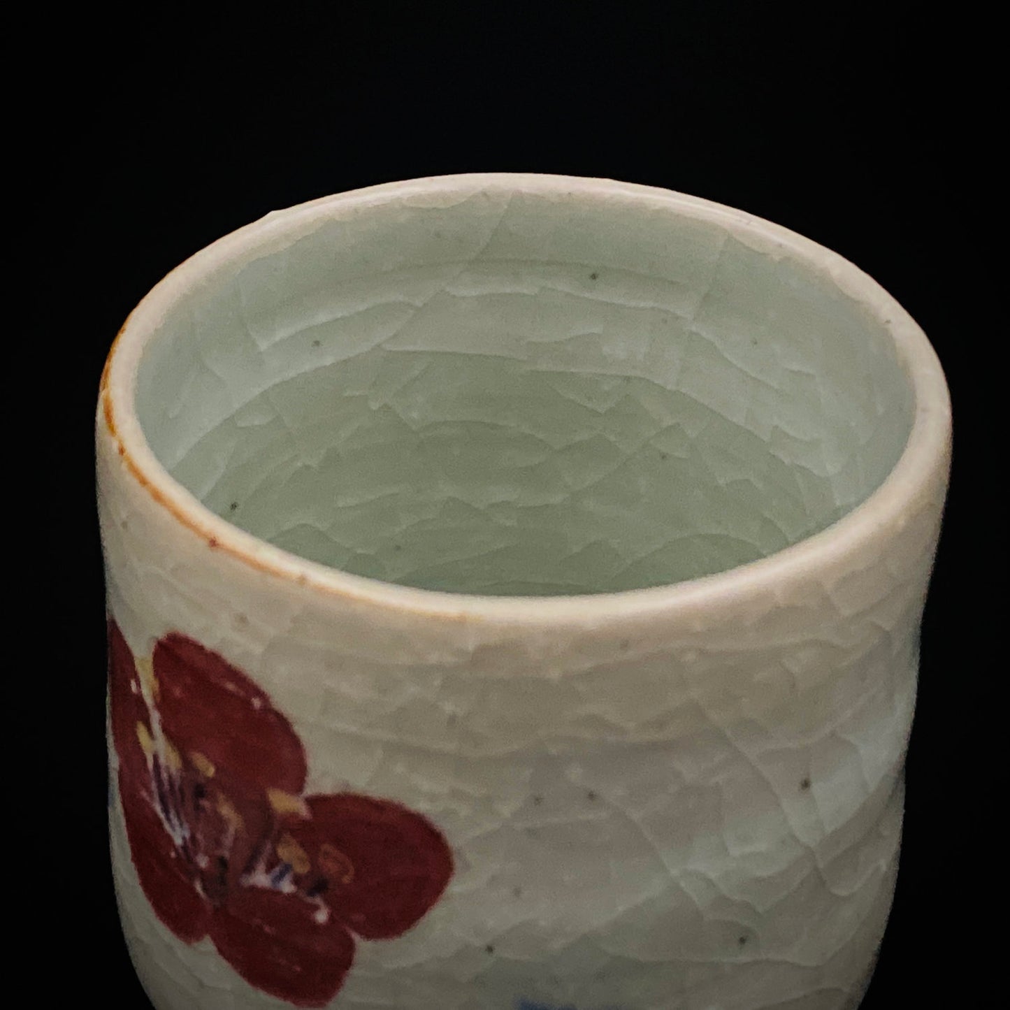 兼具油画与陶艺双璧之不世出的跨界巨匠 盐原文二（Shiohara Bunji） 最晚年遗作 九谷烧 红梅图 咕噜杯（酒杯） 饮酒小杯 #293