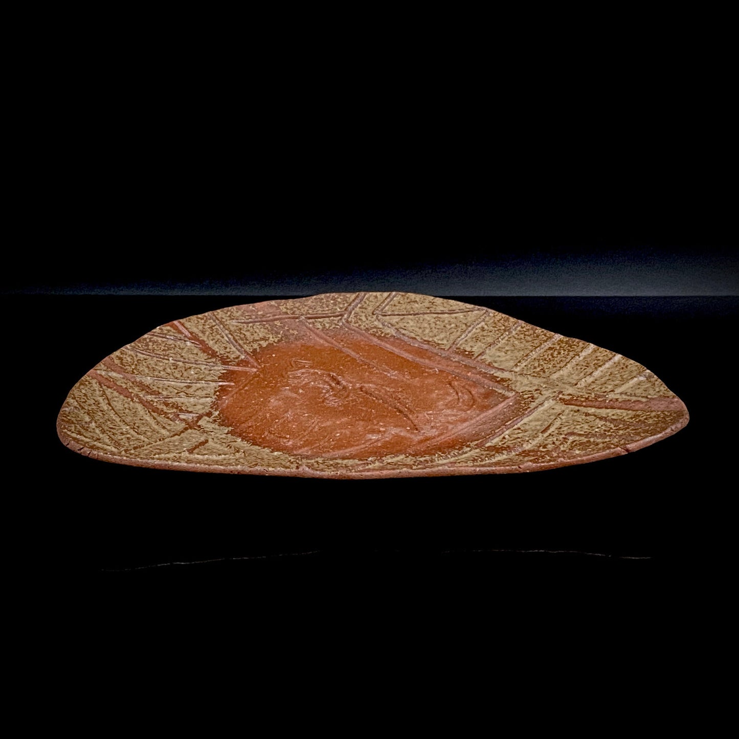 二代小西陶古 小西光江（Mitsue Konishi）作 《阿吽》备前烧 绯襷 半月皿一对 细工物技法传统继承 和摩登餐前小菜皿 #323