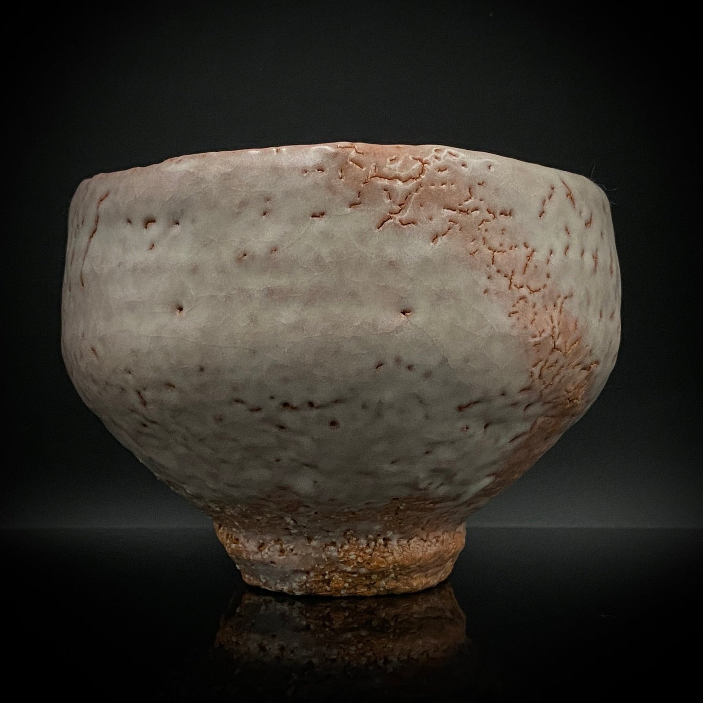 Purchased by Former Prime Ministers of Japan: Master Isshin Morishima, Hagi Ware Katamigawari Tea Bowl with Loquat-Toned Base and Shirahagi Glaze, Whisky Rock Glass-Style Sake Vessel #300