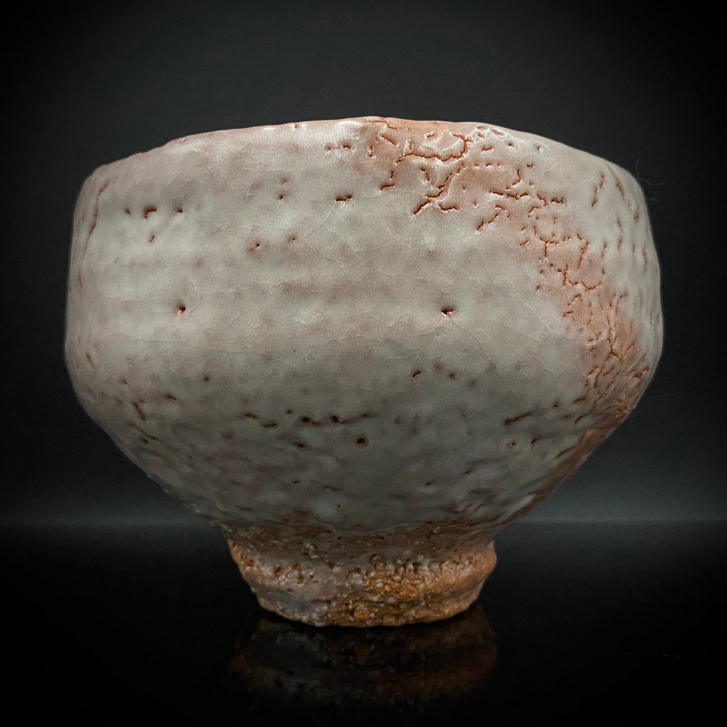 Purchased by Former Prime Ministers of Japan: Master Isshin Morishima, Hagi Ware Katamigawari Tea Bowl with Loquat-Toned Base and Shirahagi Glaze, Whisky Rock Glass-Style Sake Vessel #300