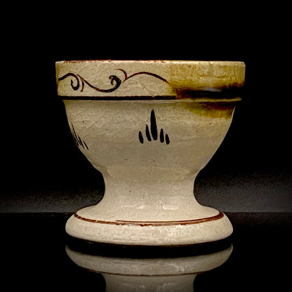 Restorer of the Legendary Meiji-Era Nishiura Ware: 5th-Generation Hiramasa Kiln Master Noritoshi Takagi, Oribe Iron-Painted Wave and Bird Motif Sake Vessel #287