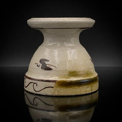 Restorer of the Legendary Meiji-Era Nishiura Ware: 5th-Generation Hiramasa Kiln Master Noritoshi Takagi, Oribe Iron-Painted Wave and Bird Motif Sake Vessel #287
