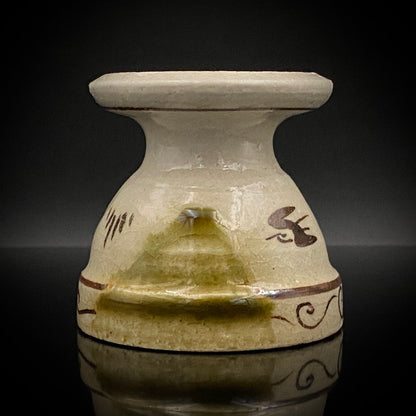 Restorer of the Legendary Meiji-Era Nishiura Ware: 5th-Generation Hiramasa Kiln Master Noritoshi Takagi, Oribe Iron-Painted Wave and Bird Motif Sake Vessel #287