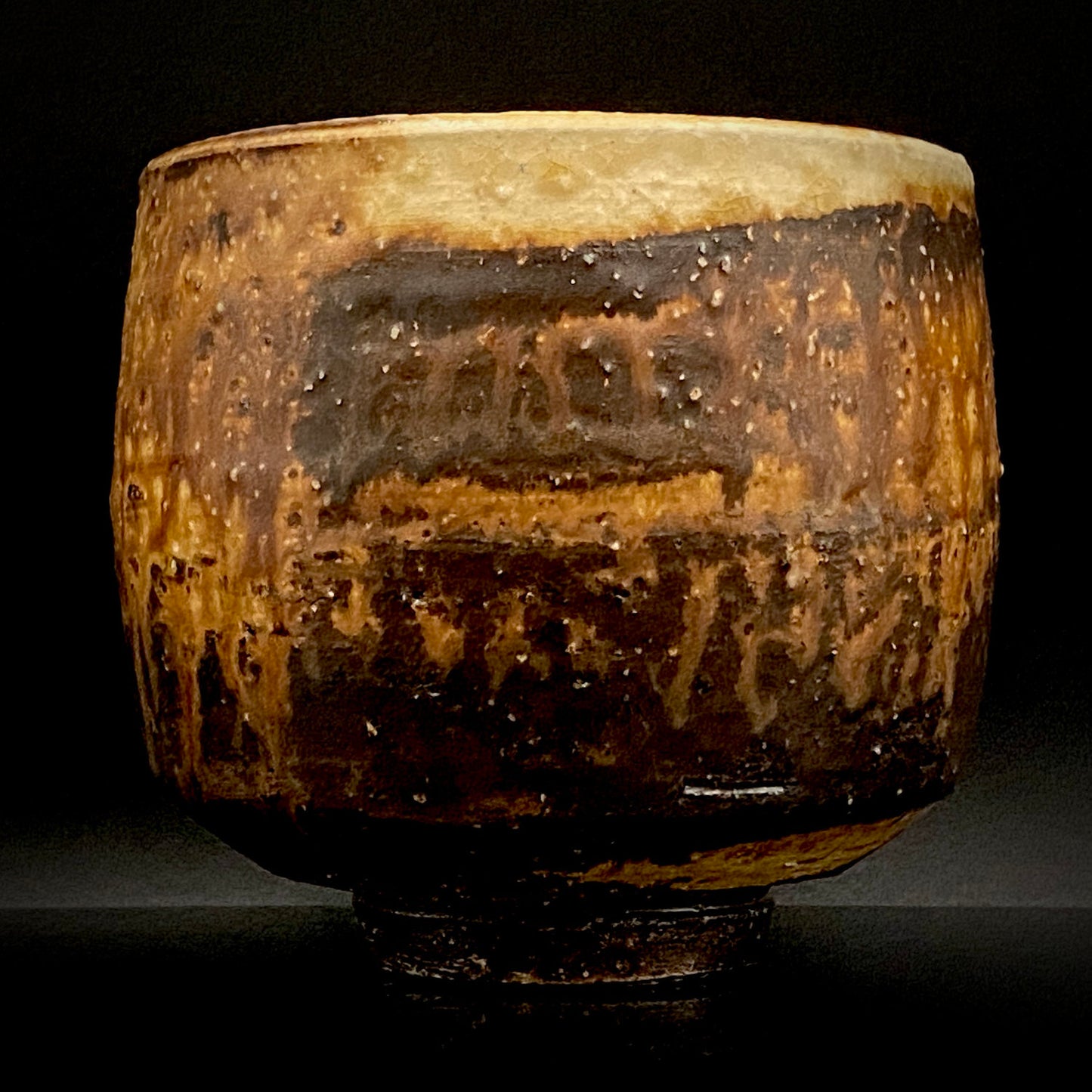 Prize Winner of the Minister of Education Award, Artist Permanently Collected in the Museum of Fine Arts, Boston - Mitsuo Kano: Iron-painted Hakeme Cylindrical Teabowl / Rock Glass #307